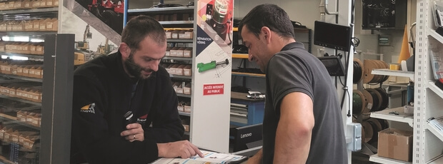 Conseil avec un expert en hydraulique Hydrokit Services Conseil avec un expert en hydraulique Hydrokit Services